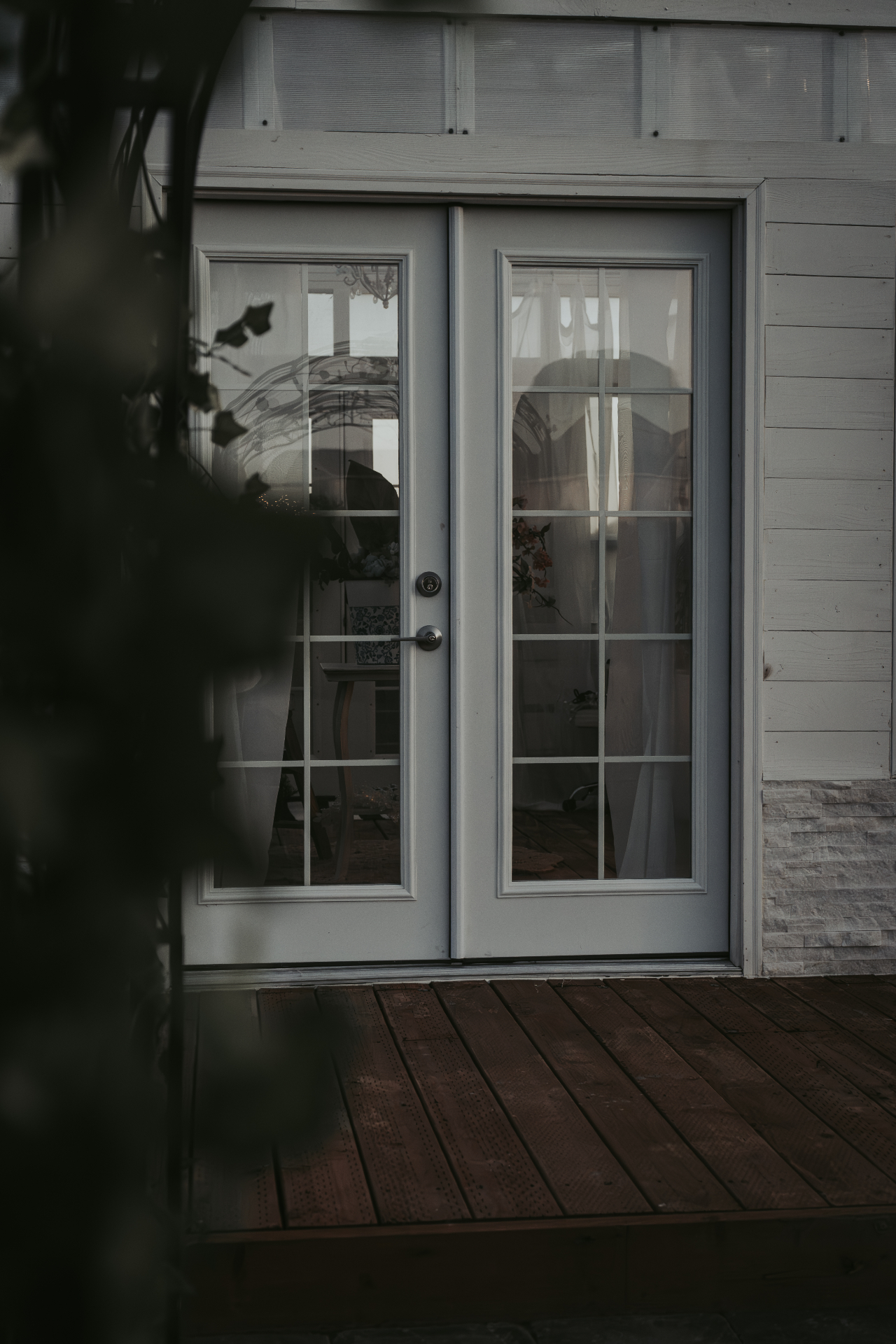 French glass doors leading into The Glasshouse