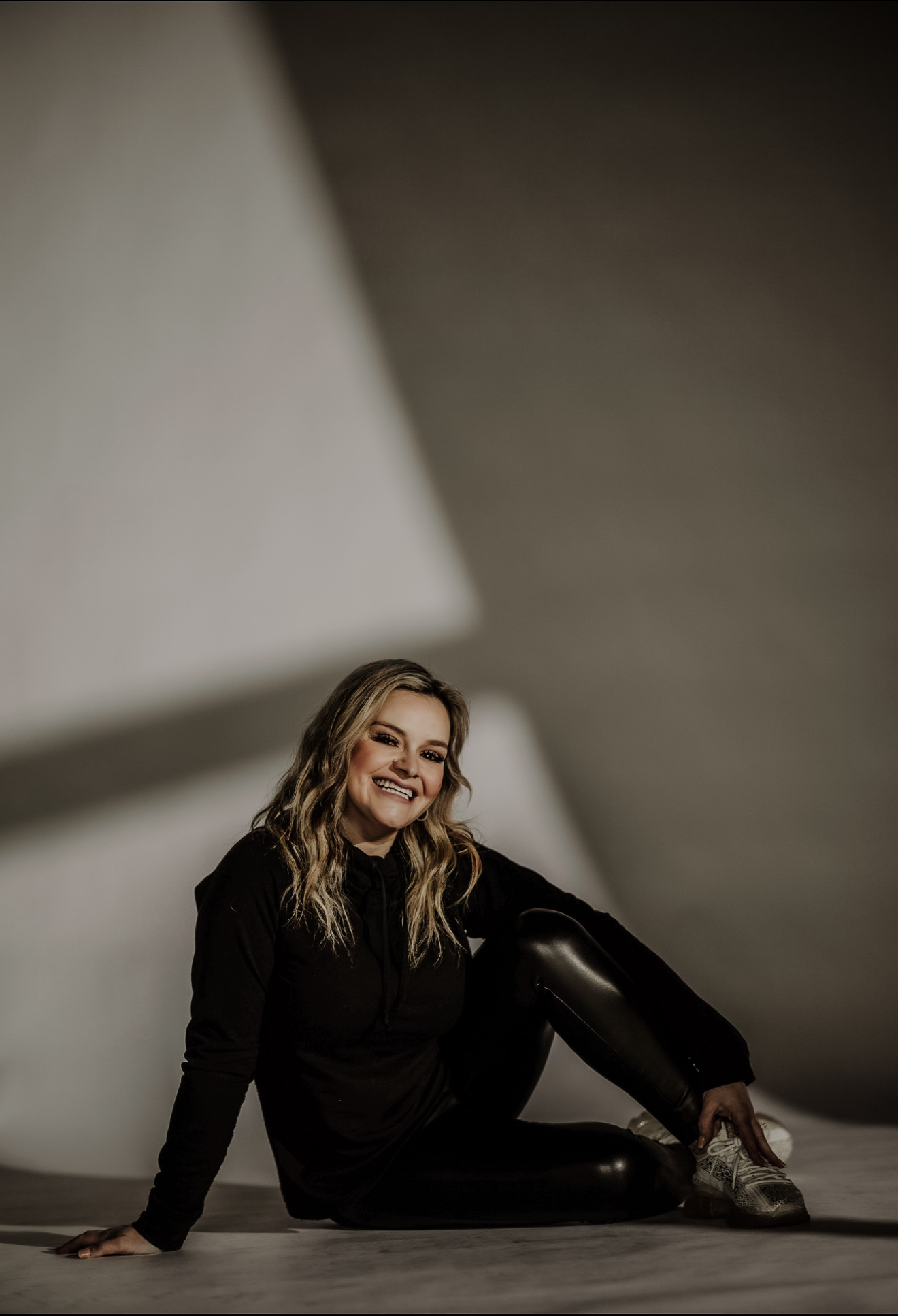 Editorial studio portrait by Angela Johnson